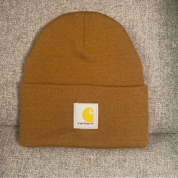 NWOT Carhartt Tan Knit Beanie Iconic Logo Patch Unisex - Picture 1 of 4